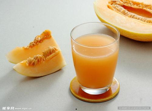 哈密瓜六十岁可以吃吗,六十岁老人也能享受的哈密瓜美味之旅