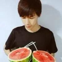 卖瓜的吃瓜的情侣头像,卖瓜吃瓜情侣头像背后的浪漫故事